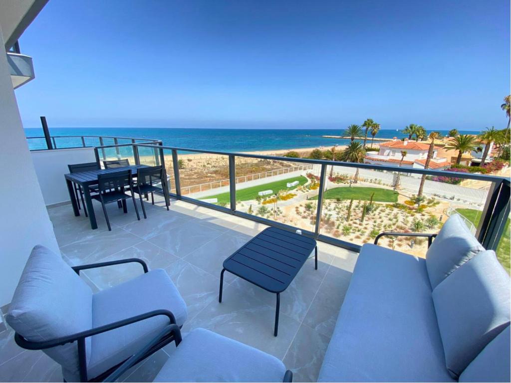 Karibuni - Marenia's Dream, Denia