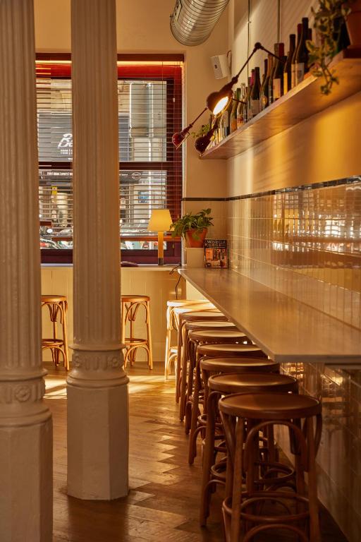 Pub/Lounge