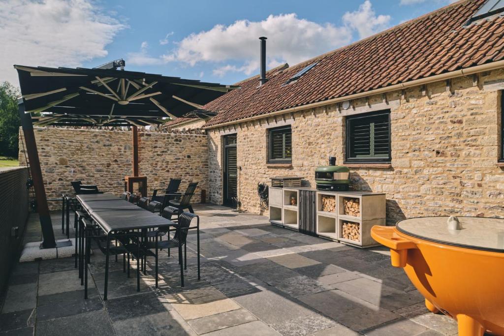 The Cowshed, Glastonbury