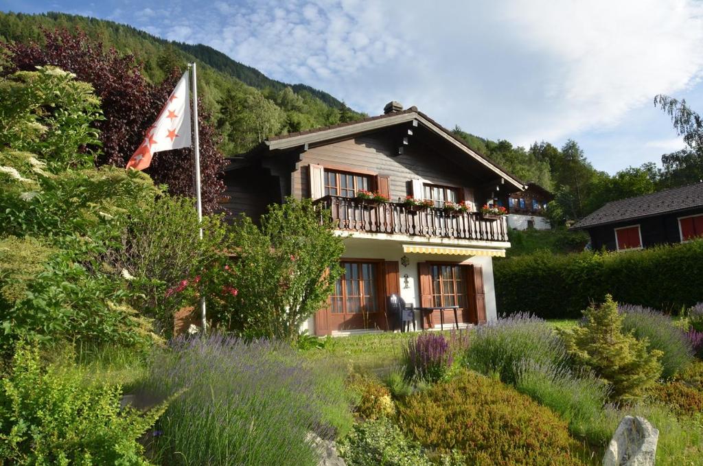 Chalet le Colinet, Rechy