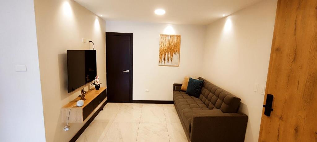 Alojamiento Familia 1 - 4