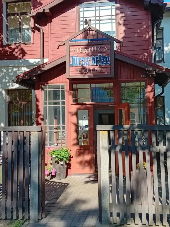 Jūras Brīze, Hotel in Ventspils