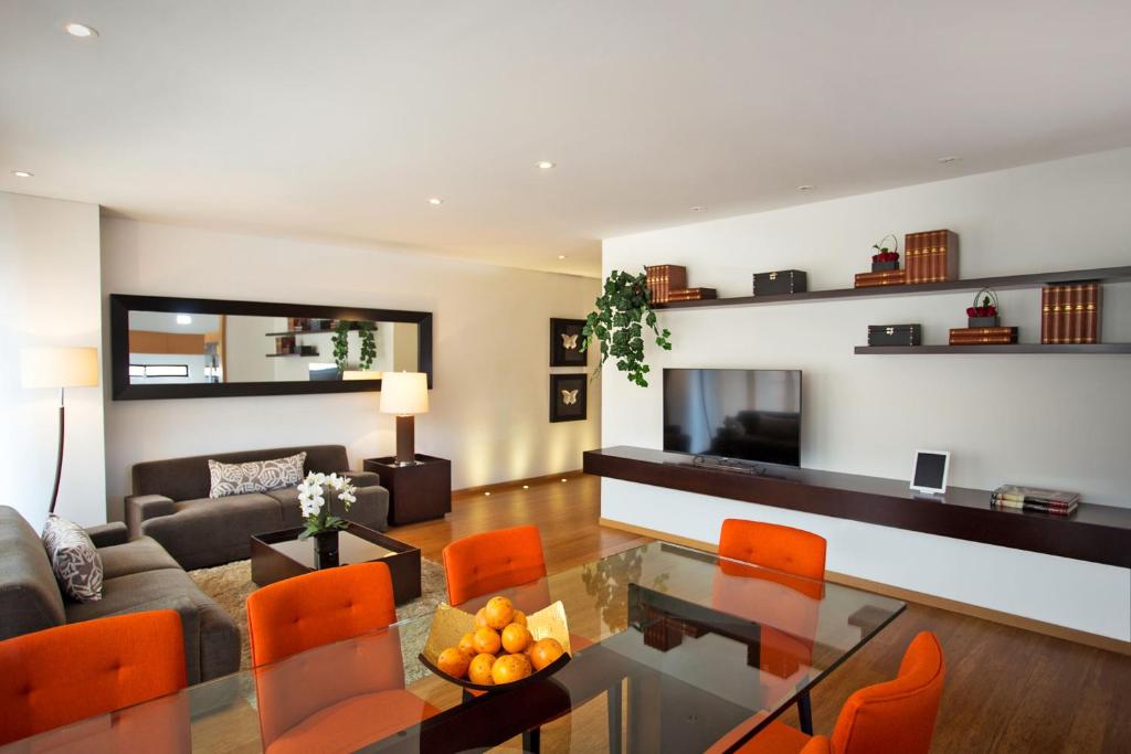 Hotel 93 Luxury Suites by Preferred photo