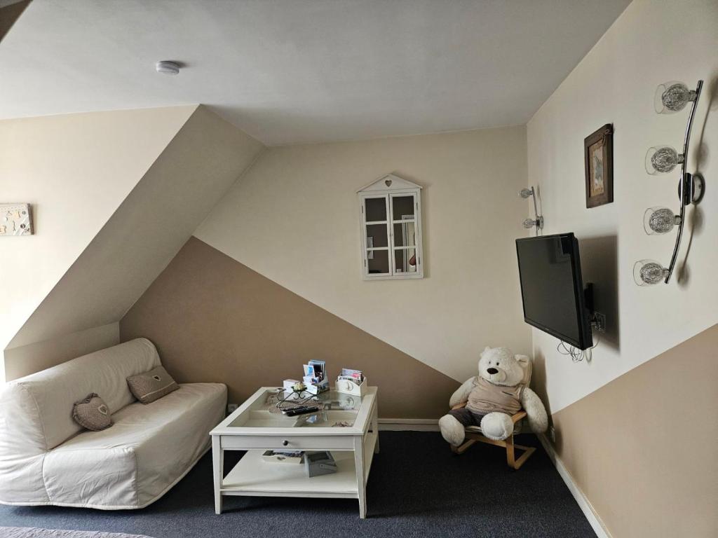 Escapade au coeur de Honfleur avec parking privé et vue panoramique - 2