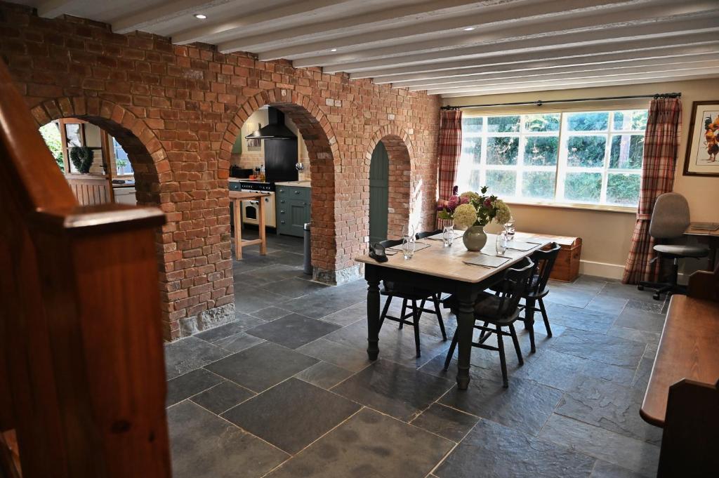 The Cider House at Stathe Farm photo 5