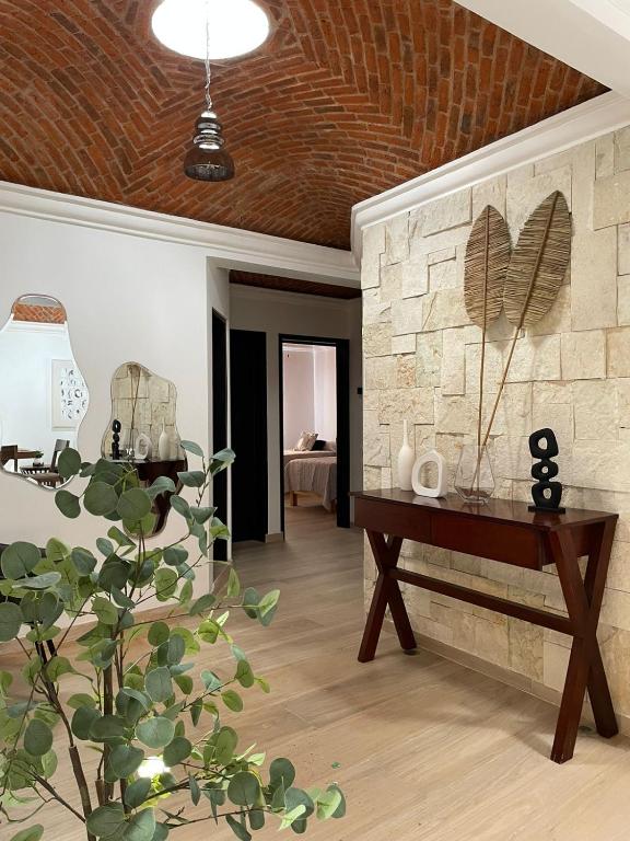 hRuiz Lodgments, Lagos de Moreno