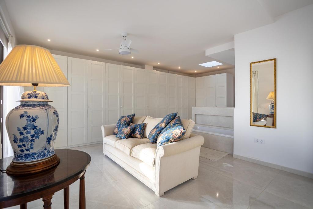 LuxLiving Tenerife Villa Hortalaya HEATED POOL - 5