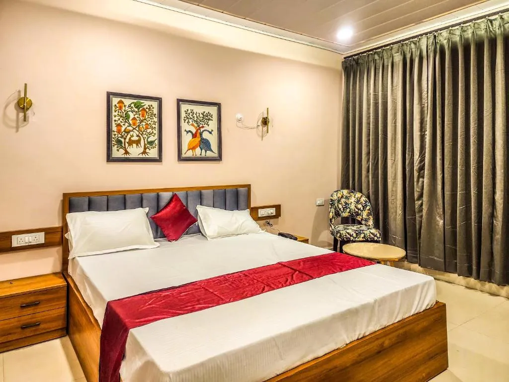 Shivani Imperial Hotel & Banquet，位于Seonī的酒店