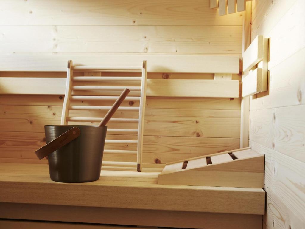 Chalet in Ladis by Ski Slope & Sonnenbahn - 5