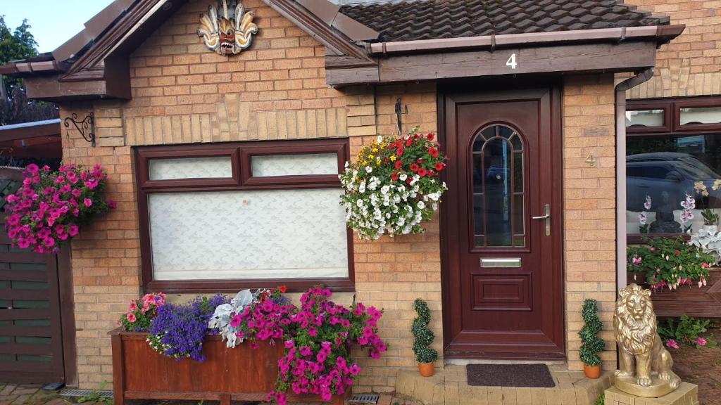 Ceylon HomeStay, Knightswood