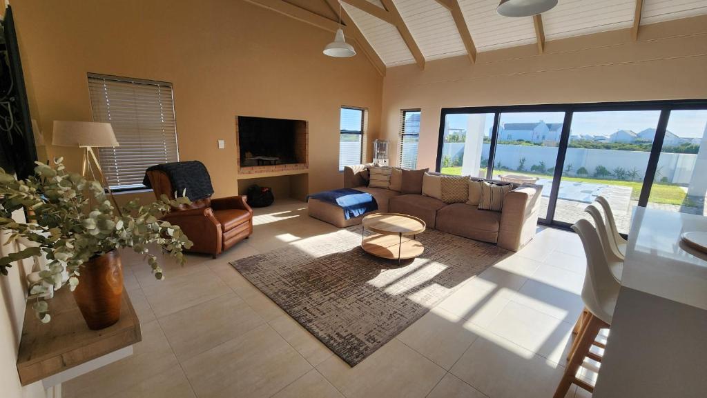 Doves nest, Velddrif