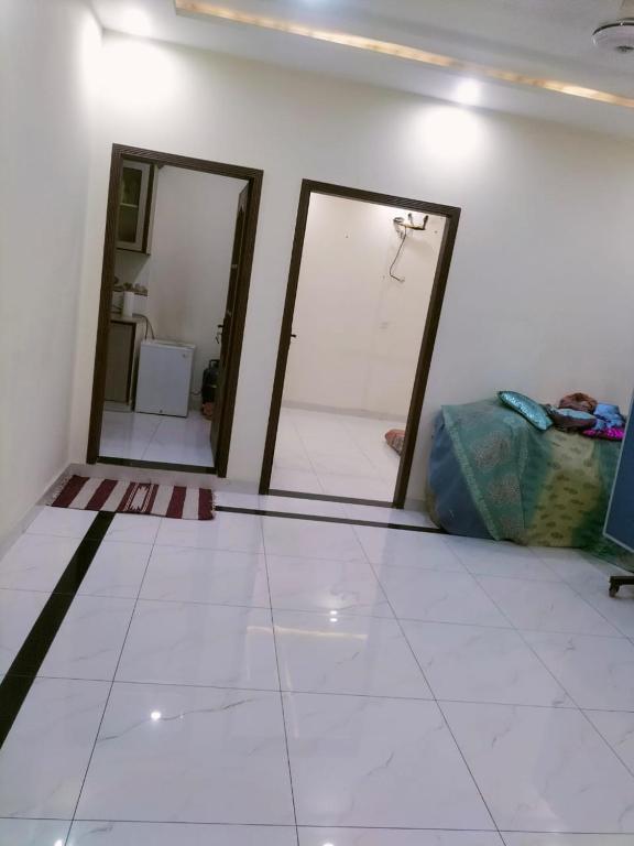Flat for rent on daily basis, Lahore