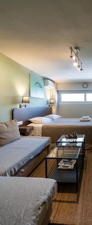 Pol's studio, Kalamata Mediterranean Apartments, Kalamata