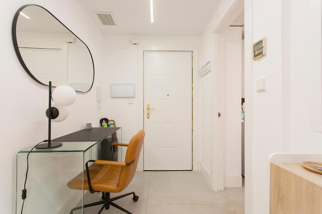 Magic stay in Granada with private parking - 5