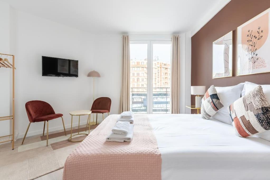 Studio lumineux Paris Est -II - 2