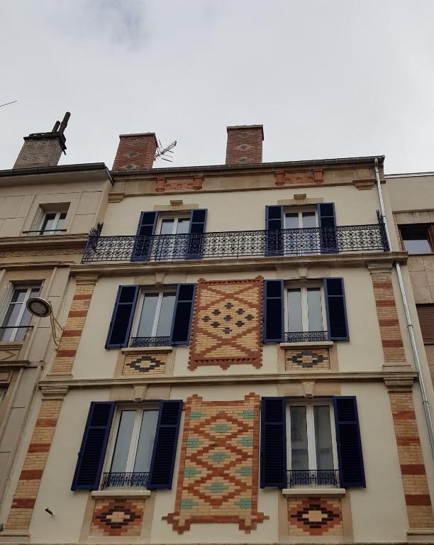 Logement confortable, Nancy Thermal, Parc Ste-Marie - 2