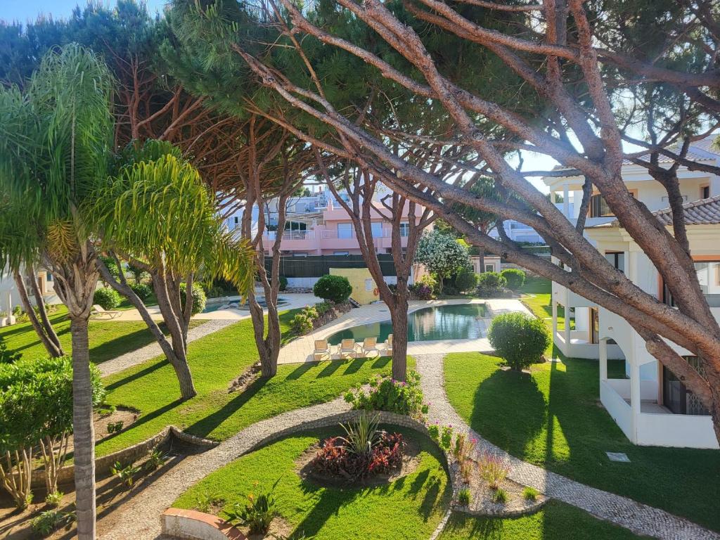 T2 Falésia - Olhos de Água, Olhos de Água