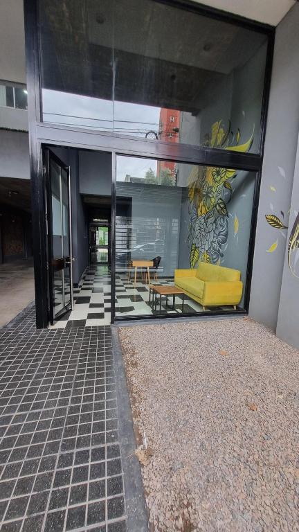 Edificio moderno con parrila privada en barrio residencial - PlusProps - 2