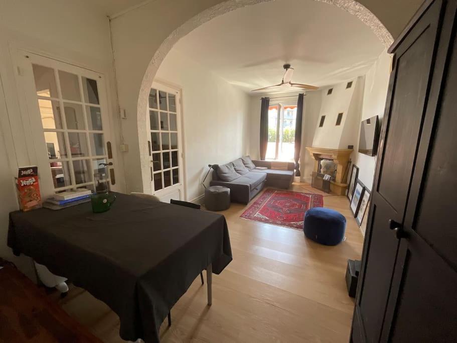 Nice entire apartment 15 minutes from Paris, Joinville-le-Pont