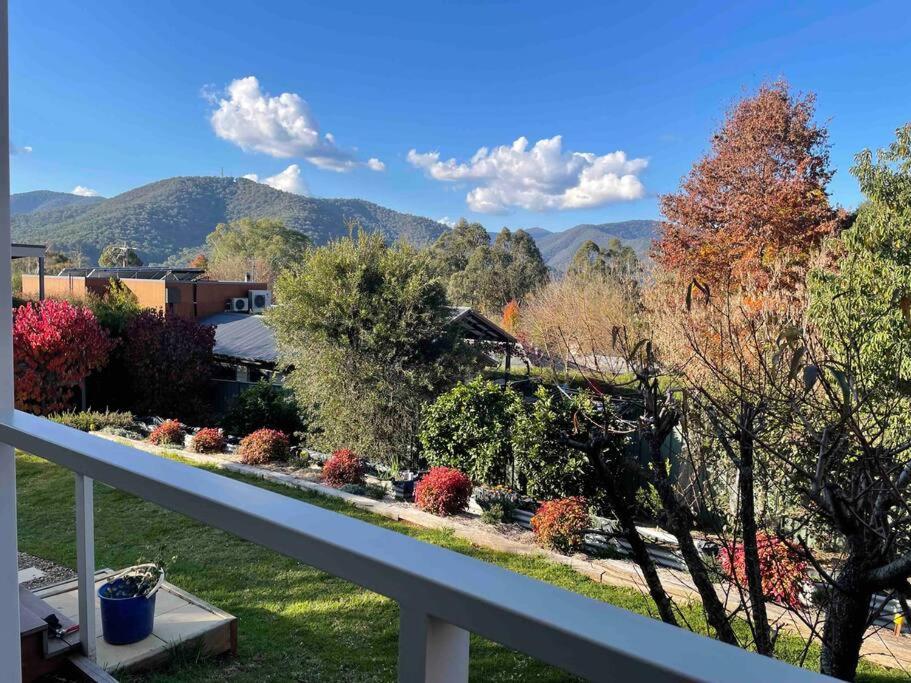 Guesthouse with a view, Bright