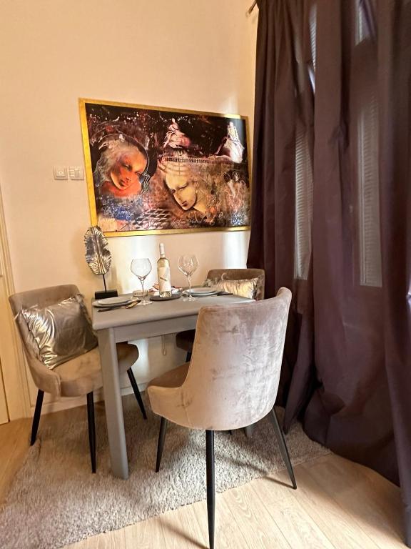 City Line Apartment Belgrade - 5