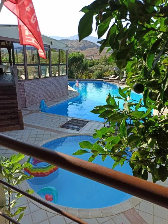 Orfeas Studios Molivos, hotel in Mithymna