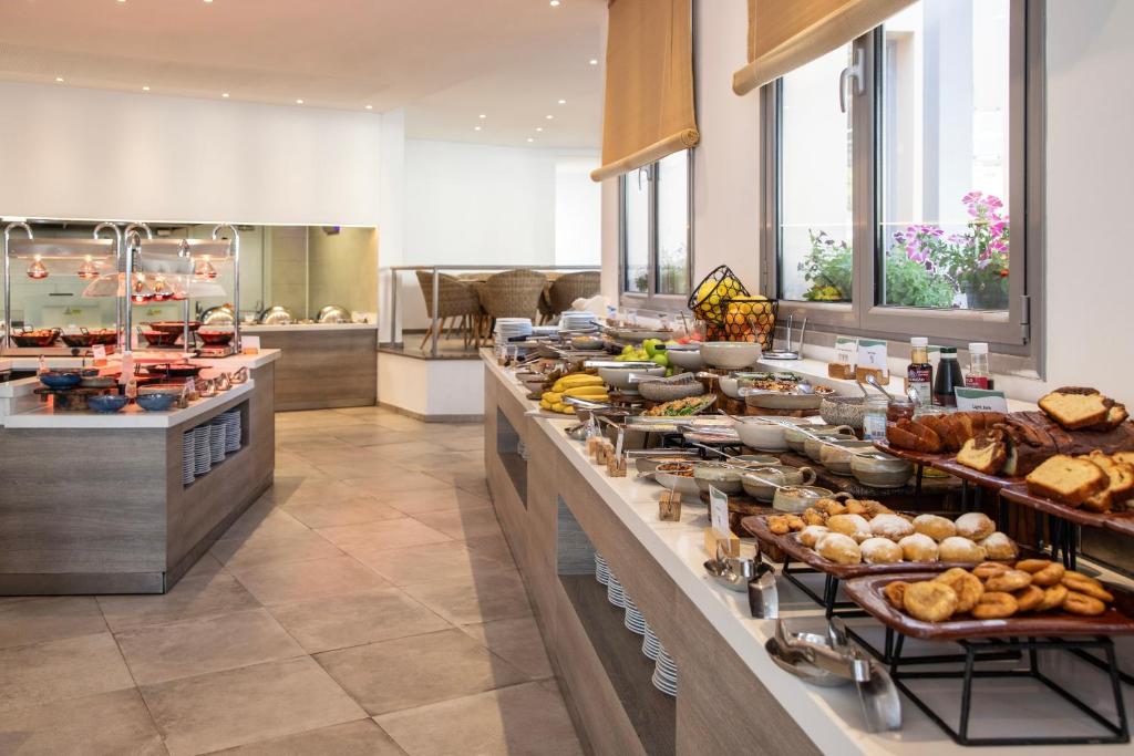 セント エリアス リゾート (St. Elias Resort)