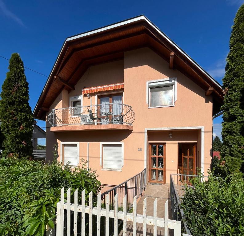 Rita Apartman, Zalakaros