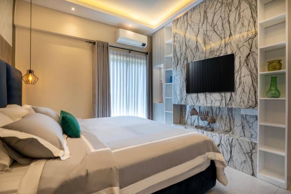 Blue Forest Residencies, Sri Jayewardenepura Kotte