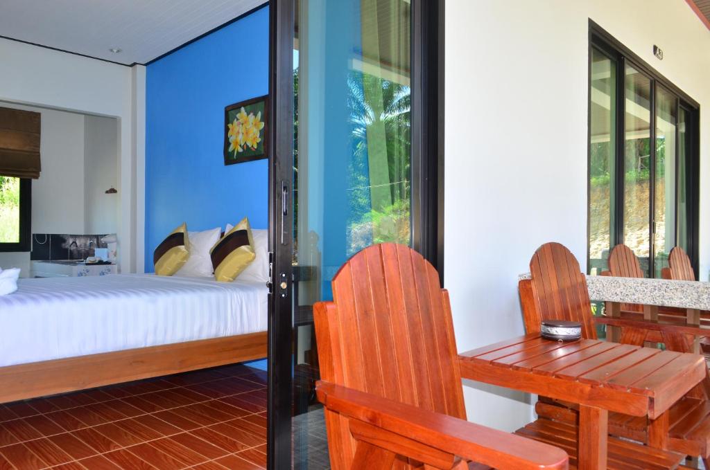 Balcony/terrace, Phongphiphat Lanta Mansion in Koh Lanta