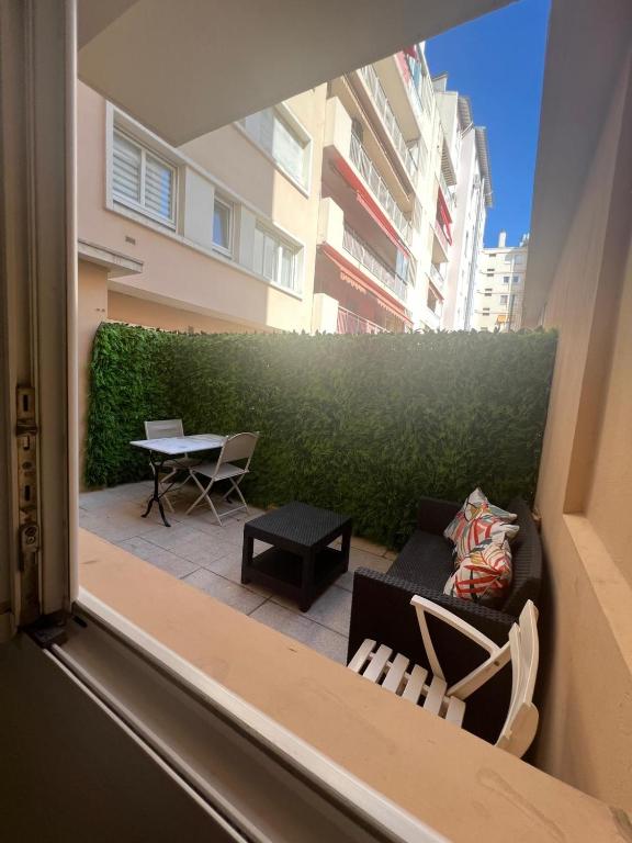 Studio proche mer Antibes centre - 3