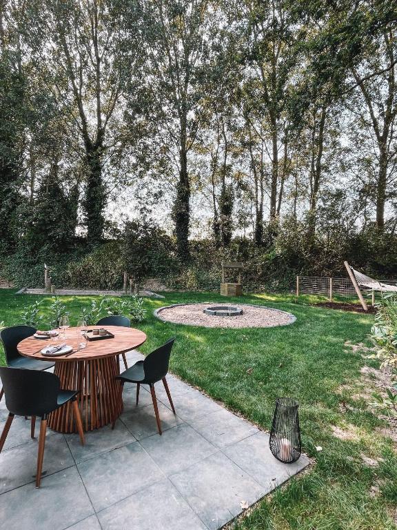 Modern Tiny House Sari in Zeeland near the sea, heinkenszand