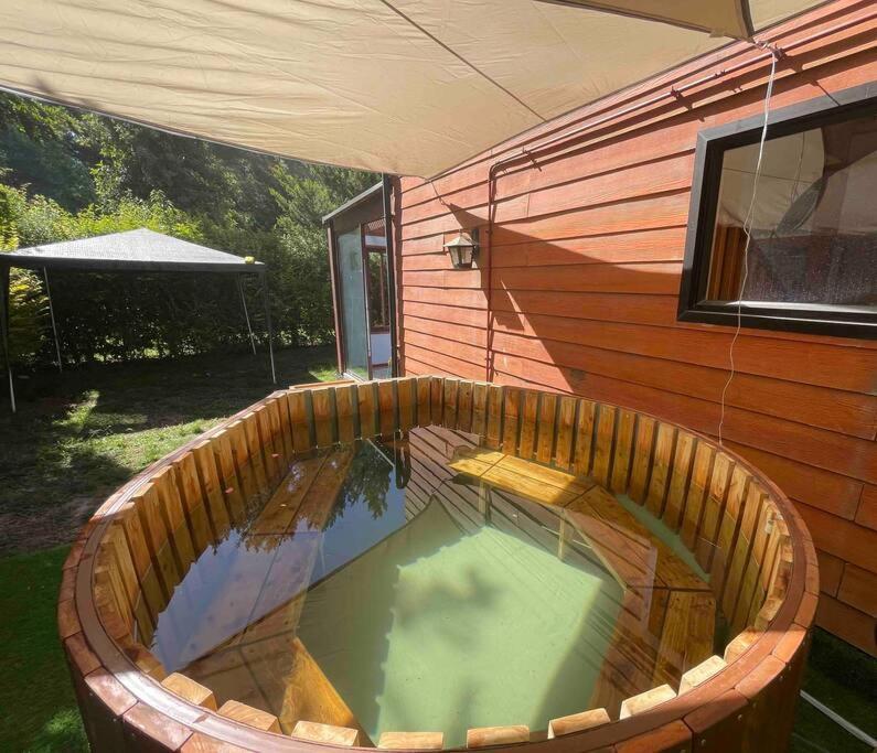 Amplia casa para 8 personas con tinaja a 7 minutos de Pucon centro - 1