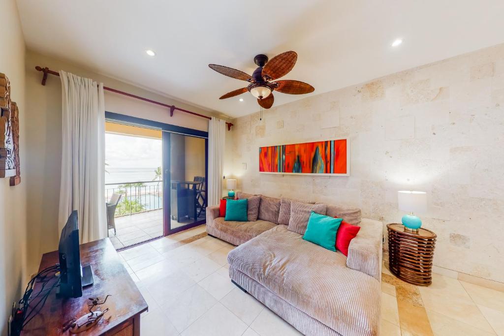 Residences El Faro, Coral 305 - 1