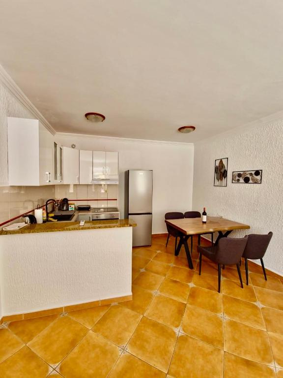 Lux 2-bedroom apartment in Old town Herceg Novi - 3
