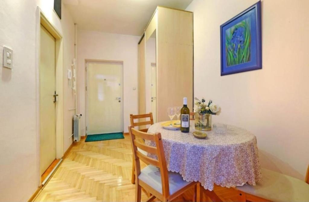 Cozy apartment near Saint Sava Temple - 4