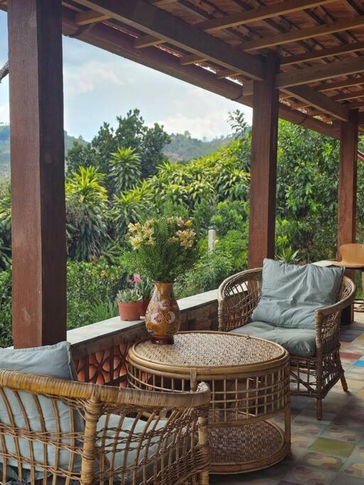 Nhà Gach Cổ-Antique Brick House Nhà Gach Cổ-Antique Brick House