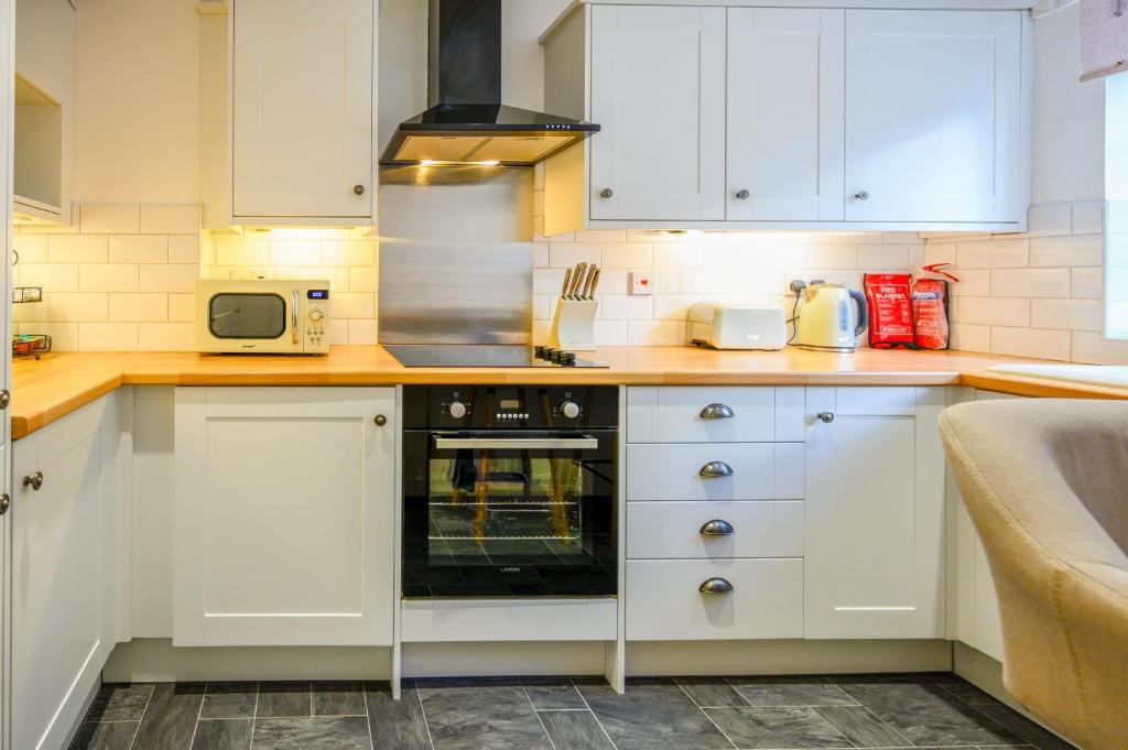 Coastal Haven Cottage, Ilfracombe (STAE Homes) - photo 3