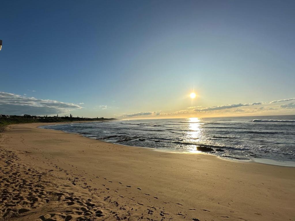 Shelly De La Mer 5, Shelly Beach