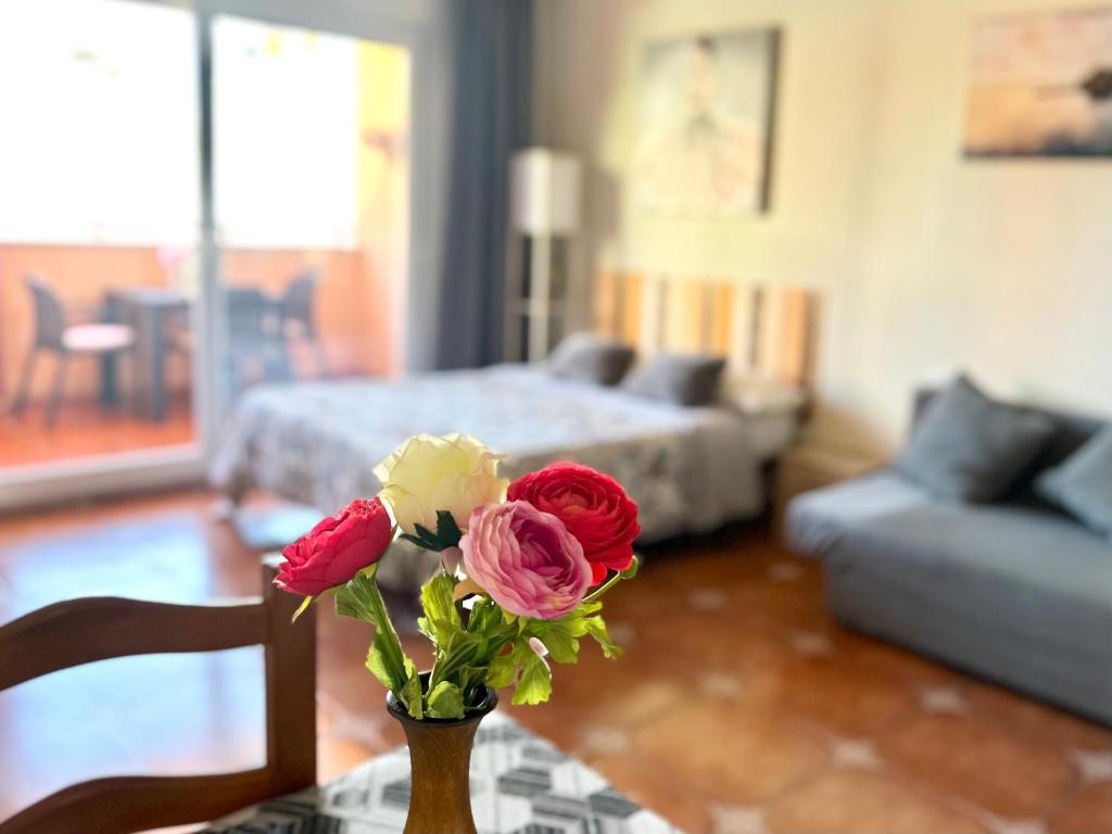 Costa Del Sol Seaside Studio - 5 Mins From Beach - 5