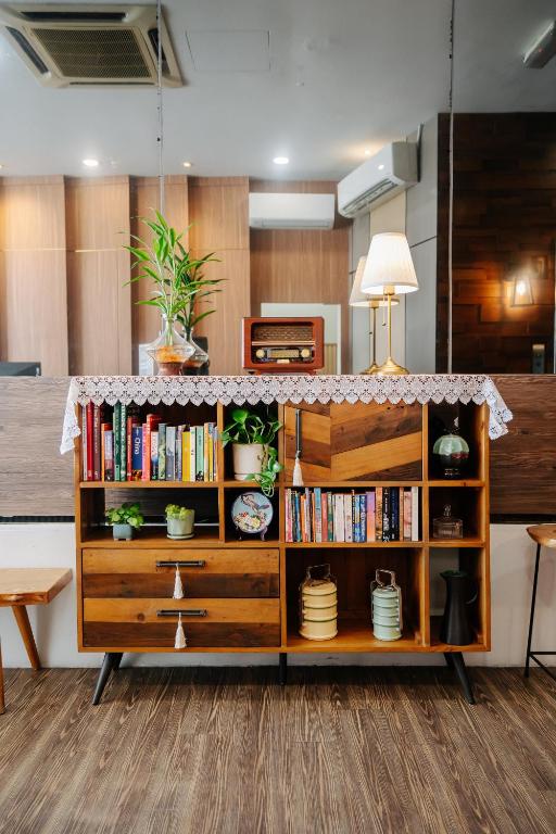 Wangs Hotel Gurney Drive