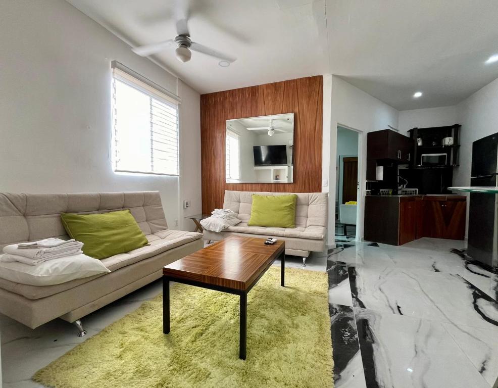 La Puerta Blanca Penthouse #8 - 1