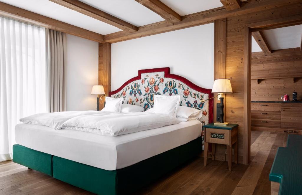 Hotel Tyrol - 4
