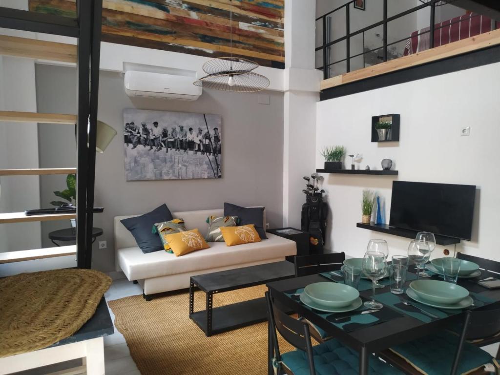 Centrico apartamento familiar con patio privado - 5
