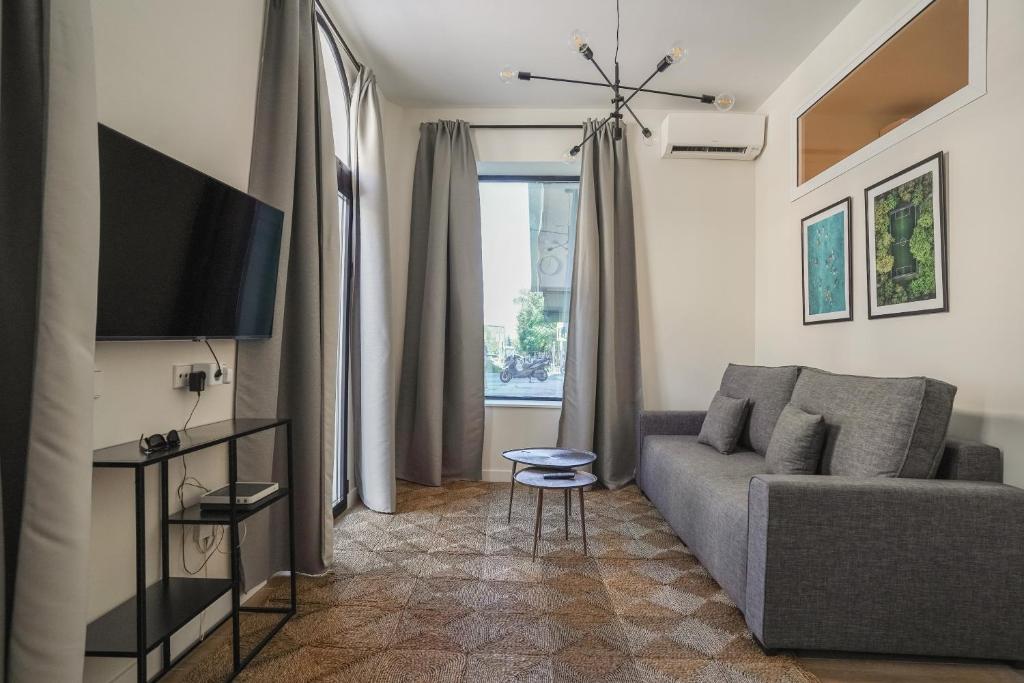 Modern apartment-2Bedrooms 2Bathrooms-Bernabéu, Мадрид
