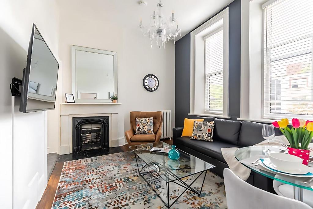 Apartment in the James South Area, Hamilton