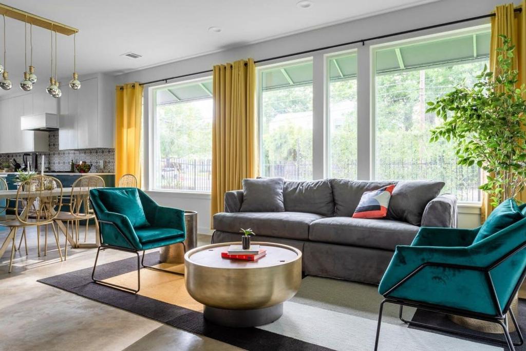 Insta-worthy - 6BR Home Rainey Street - 6 min walk, Austin