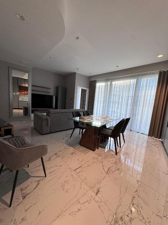 Mercury Tower 706, Saint Julianʼs