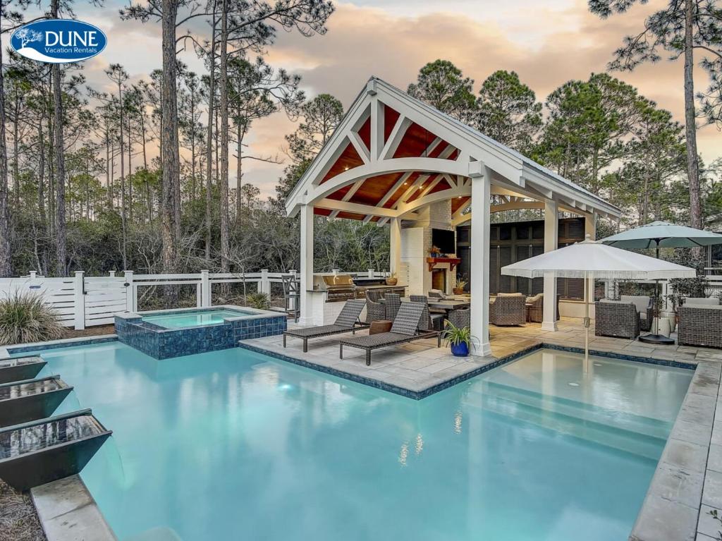 'Mirasol House' - Pool Golf Cart - WaterColor, FL - 4BR 4BA Bonus Bunk -- Sleeps 12 home, Santa Rosa Beach