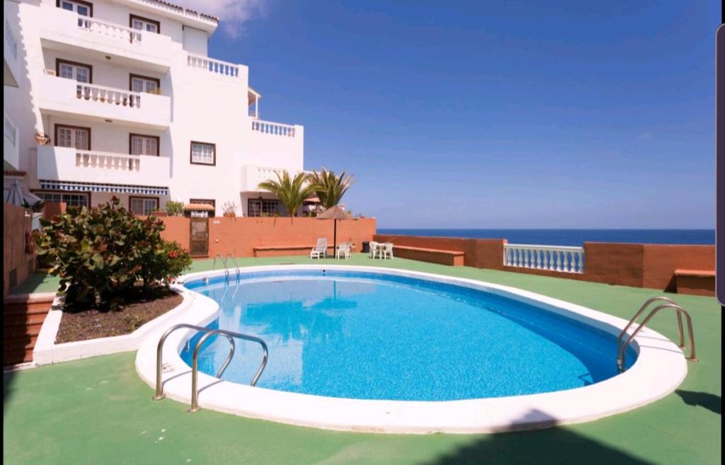 Apartamento con terraza vistas al mar - 4